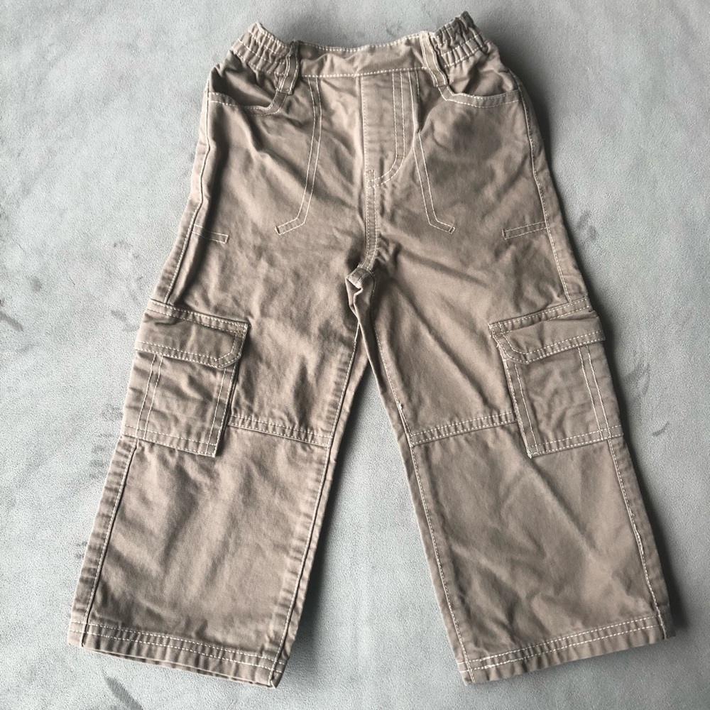 Roots ~ Khaki Cargo Pants ~ Toddler Size 2